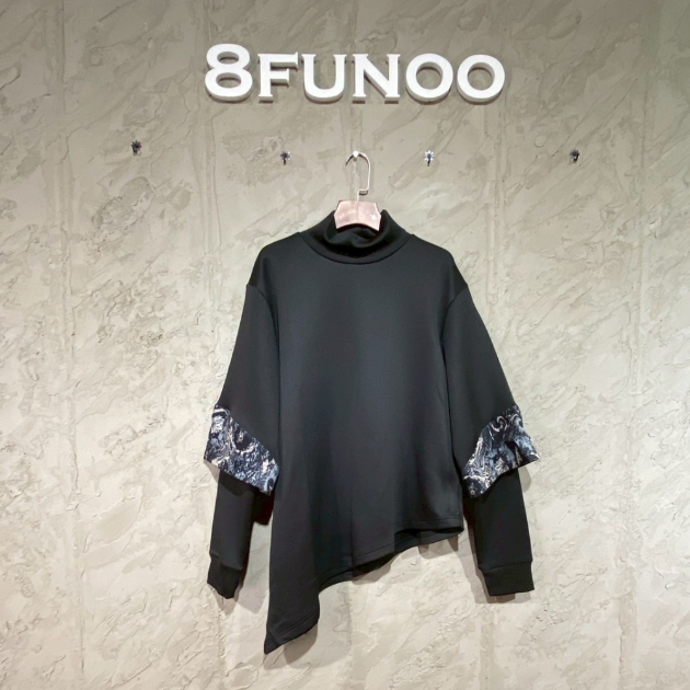 不規則下擺印花拼接高領上衣 